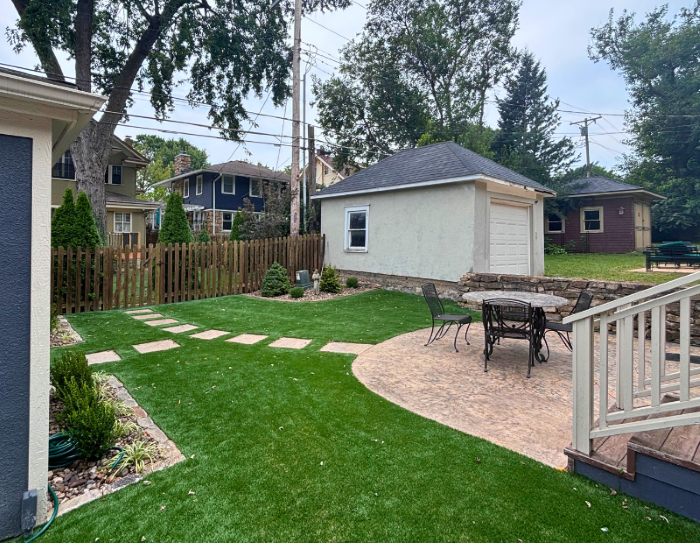 ellen-zetmeir-backyard-landscaping-to-boost-home-value-2 Ellen Zetmeir Boost Home Value with Landscaping